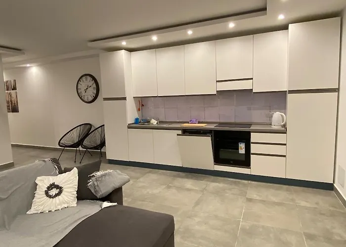 Coastal Comfort Modern 2br In Marsascala Appartement *