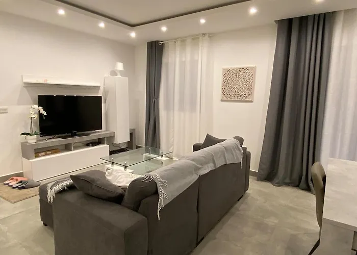 Coastal Comfort Modern 2br In Marsascala Διαμέρισμα Marsaskala