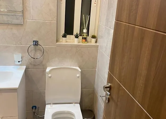 Coastal Comfort Modern 2br In Marsascala